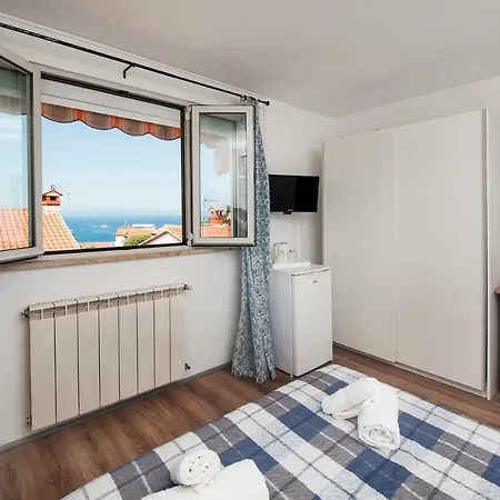 Mariana 3*